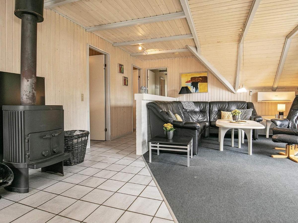 Holiday Home Blavand Cccv Exterior photo